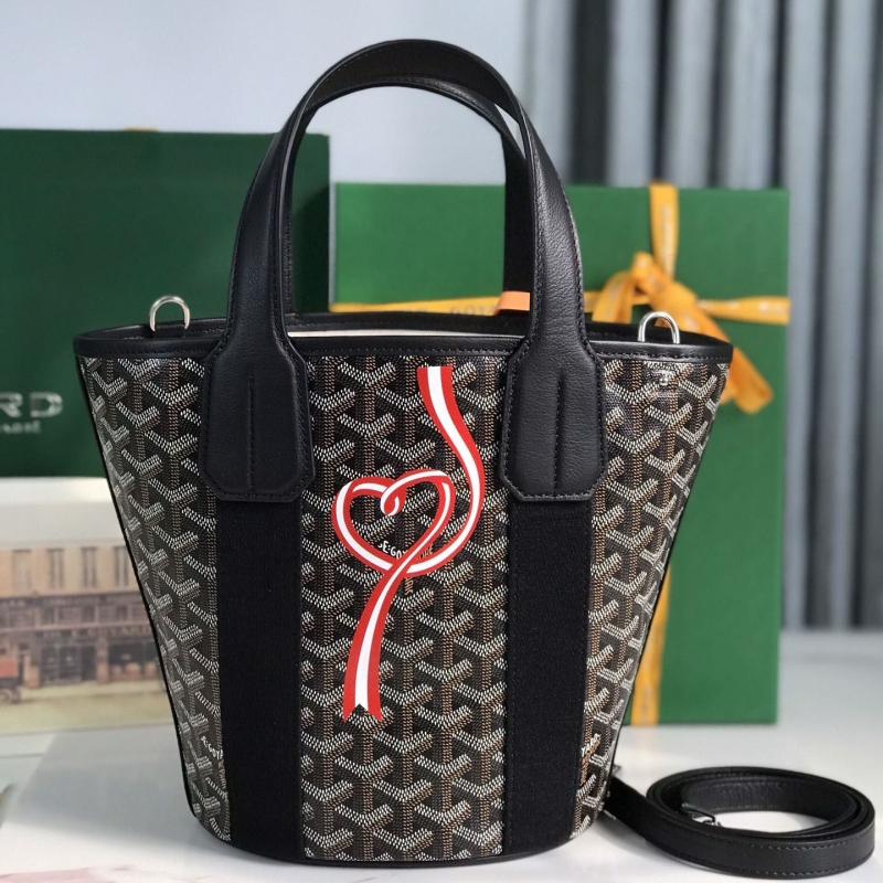 Go*ard bucket bags